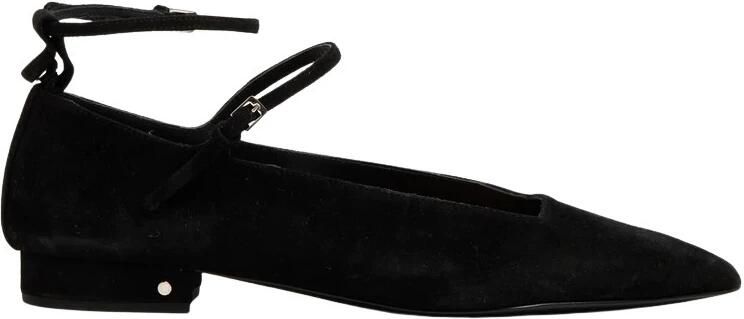 Laurence Dacade Ilona Flat