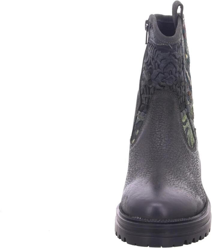 Laza i Boots - Foto 2