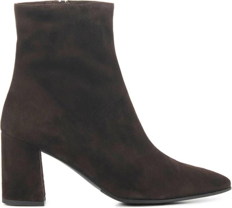 LINA LOCCHI Enkellaarsjes Dames 1830s Sue Maat: 40 Materiaal: Leer Kleur: Bruin