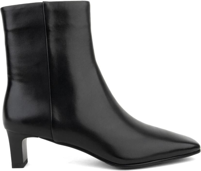 Linda Baumann Casual Gesloten Enkellaarsjes