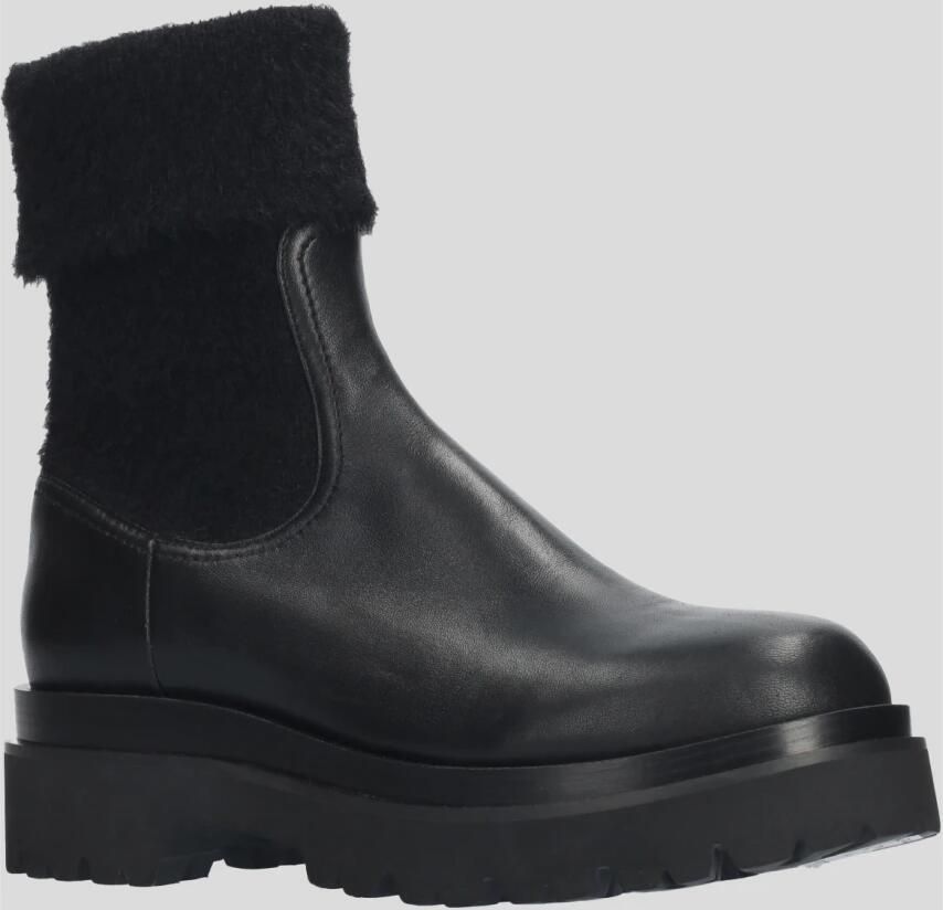 Lola Cruz Chelsea Boots