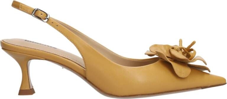 Lola Cruz Tulipa Pump 55