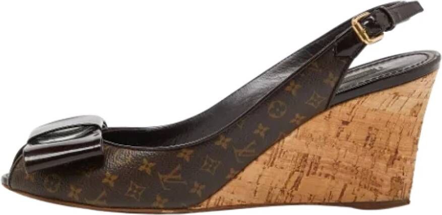 Louis Vuitton Vintage Pre-owned Canvas heels Brown Dames