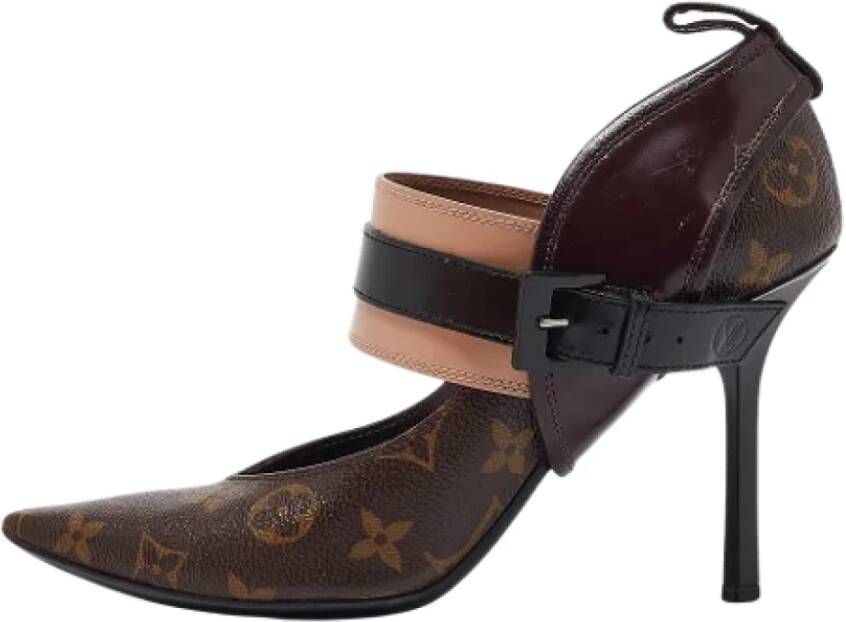 Louis Vuitton Vintage Pre-owned Canvas heels Brown Dames
