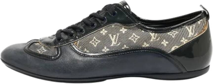 Louis Vuitton Vintage Pre-owned Canvas sneakers Blue Dames