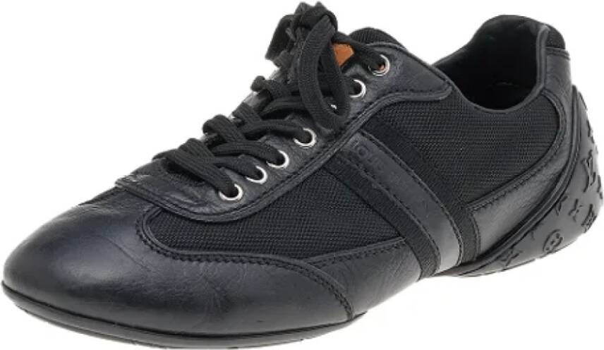 Louis Vuitton Vintage Pre-owned Leather sneakers Black Dames