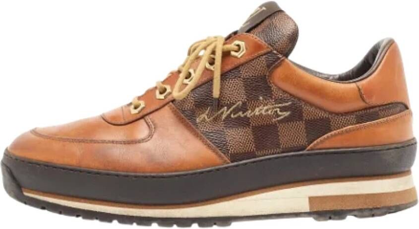 Louis Vuitton Vintage Pre-owned Leather sneakers Brown Heren