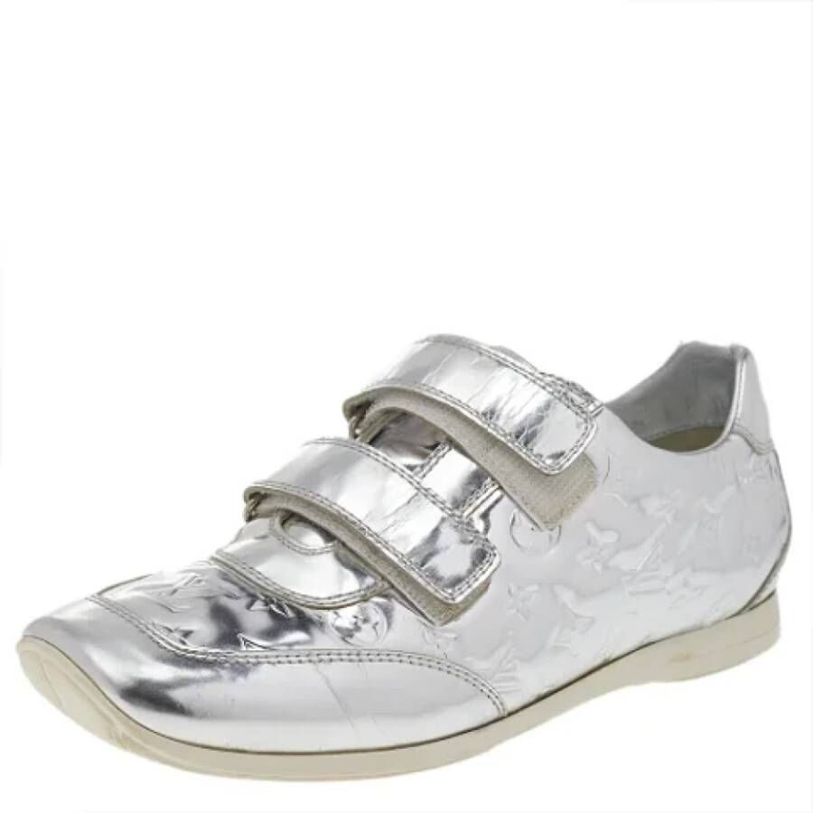 Louis Vuitton Vintage Pre-owned Leather sneakers Gray Dames