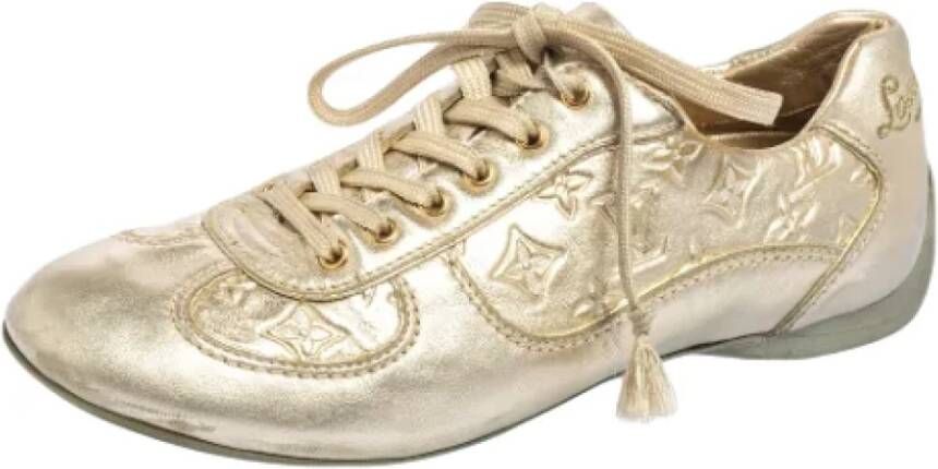 Louis Vuitton Vintage Pre-owned Leather sneakers Yellow Dames