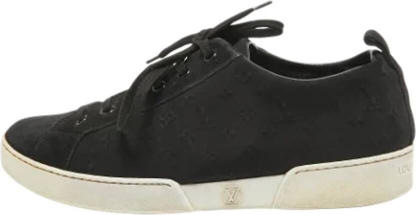 Louis Vuitton Vintage Pre-owned Suede sneakers Black Dames