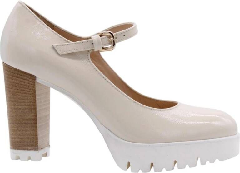 Luca Grossi Elegante Mary Jane Pump in Rome