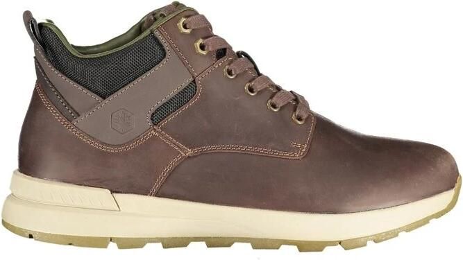 Lumberjack Dominic Enkelboot