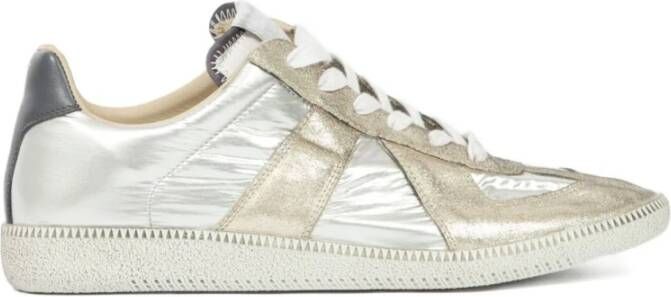Maison Margiela Grijze Sneakers met Goudkleurige Panelen