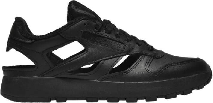 Maison Margiela Reebok Project Sneakers met Uniek Split-Teen Design Black Heren