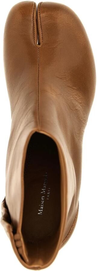 Maison Margiela Boots 'Tabi' Ankle Boots in bruin - Foto 2