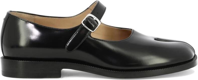 Maison Margiela Zwarte leren loafers met Tabi teen Black Dames