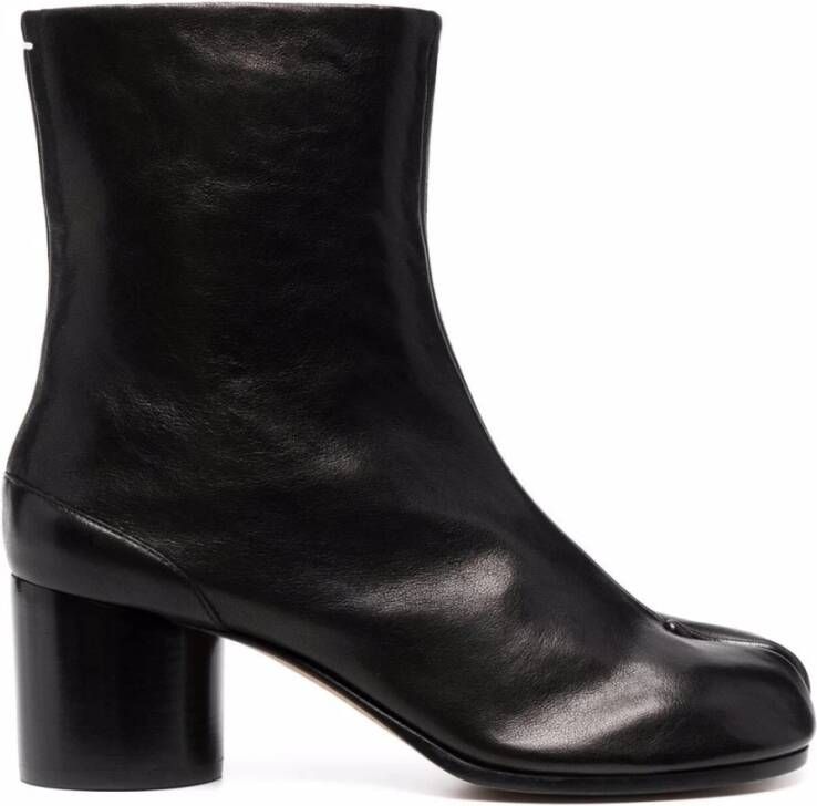 Maison Margiela Zwarte Leren Enkellaarzen met Split-Teen Vorm Black Dames