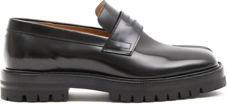 Maison Margiela Zwarte Loafer Tabi County Stijlvolle Schoen
