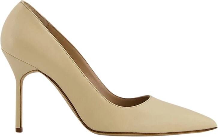 olo Blahnik Elegante Nude Stiletto Pumps