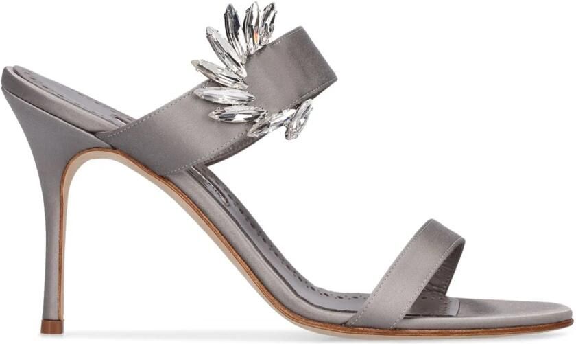 olo Blahnik Elegante grijze sandaal met hoge hak