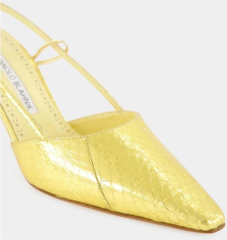 olo Blahnik Touki Slingback Pumps - Foto 2