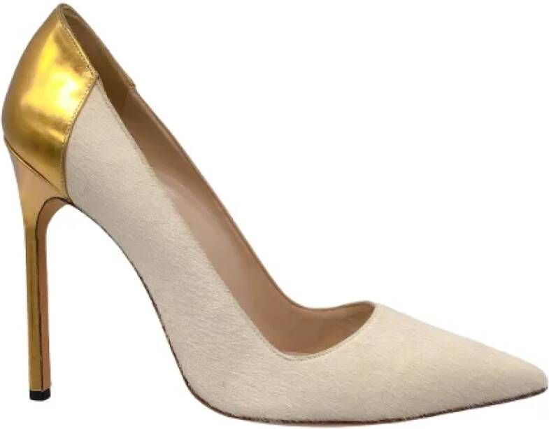 Manolo Blahnik Pre-owned Crème Goud Metallic Kalfsleren Pumps Beige Dames