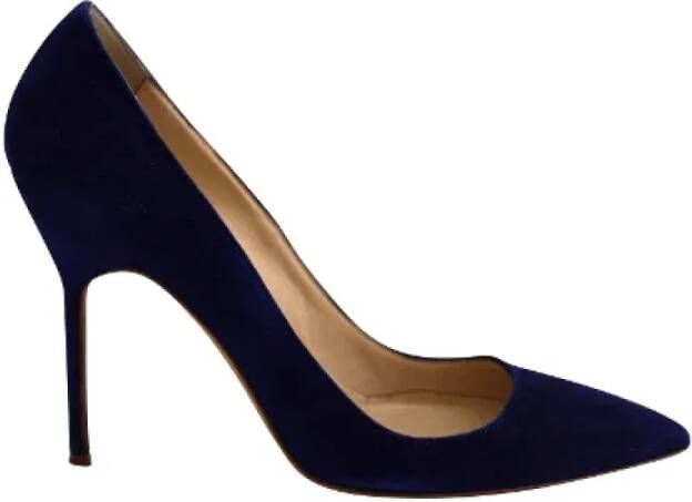 Manolo Blahnik Pre-owned Suede heels Blue Dames