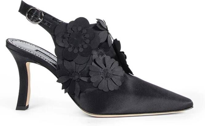 olo Blahnik Zwarte Satijnen Puntige Neus Slingback Hakken
