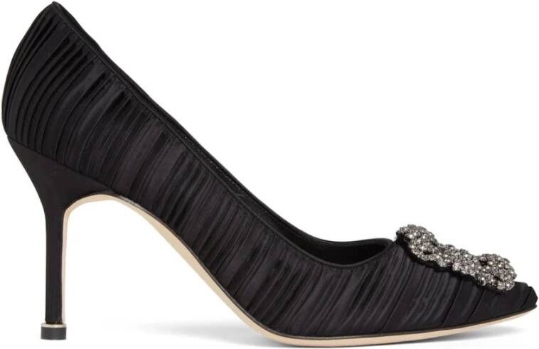 Manolo Blahnik Zwarte Satijnen Kristalversierde Pumps Black Dames