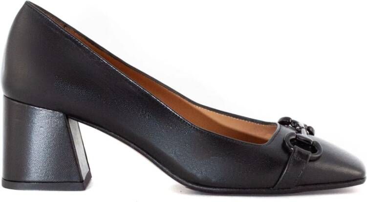 Mara Bini Zwarte leren pumps met puntige neus