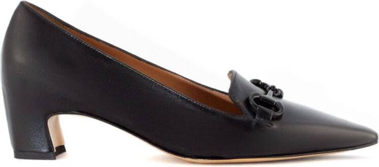 Mara Bini Zwarte leren pumps met voorste gesp