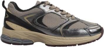 March23 Maxine Sneaker