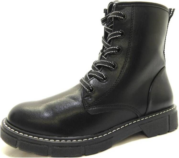 Marco Tozzi Zwarte veterschoenen voor dames