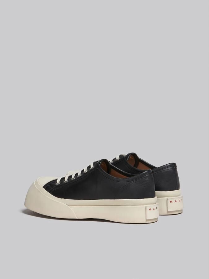 Marni Low-Top Sneakers Black Smooth Leather Sneakers in zwart