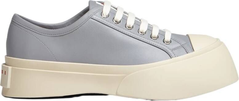 Marni Grijze Leren Sneakers met Contrasterende Zool Gray Dames