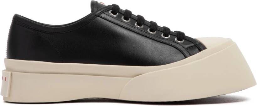 Marni Low-Top Sneakers Black Smooth Leather Sneakers in zwart