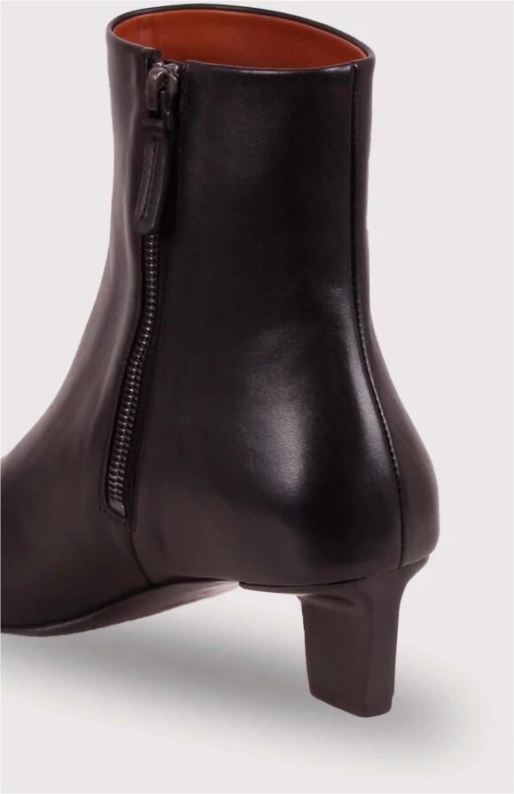 Marsell Enkellaars met slanke hak