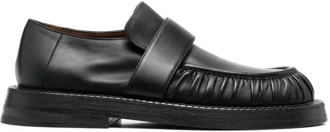 Marsell Zwarte leren loafers met gerimpeld detail Black Heren