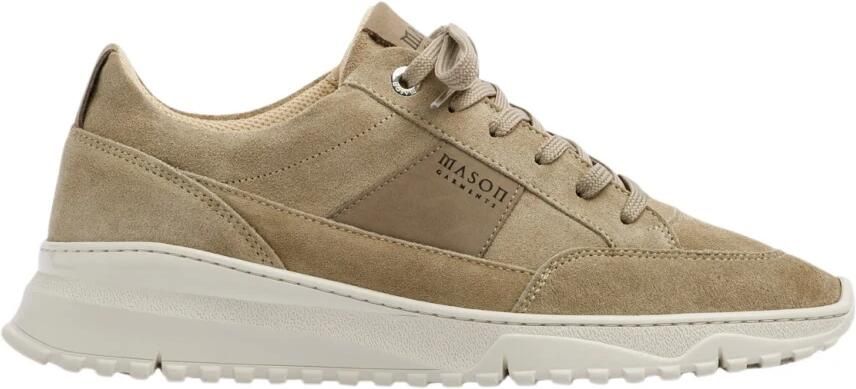 Mason Gar ts Tia Runner