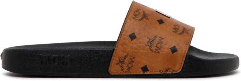 MCM Slippers met logoplakkaat Bruin