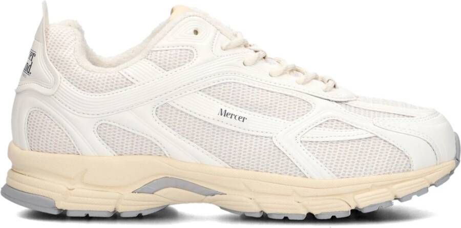 MERCER AMSTERDAM Lage Sneakers Dames Re-run Vintage Maat: 36 Materiaal: Suède Kleur: Wit