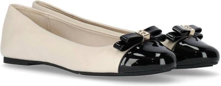 Michael Kors Elegante Ballet Flats voor Vrouwen Beige Dames