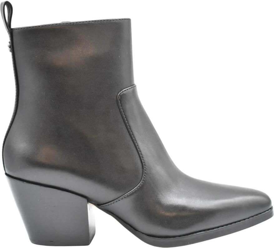 Michael Kors Harlow Boot