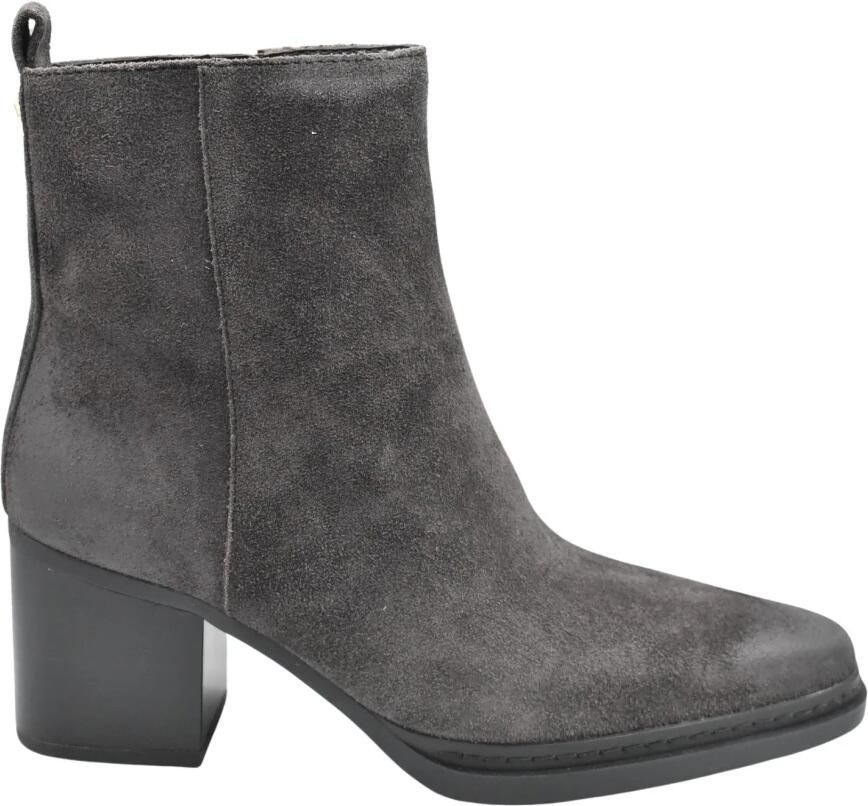Michael Kors Lex Suede Boot - Foto 2