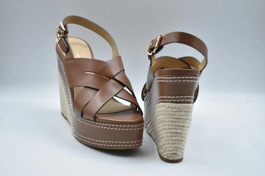 Michael Kors Nora Wedge Sandal - Foto 2