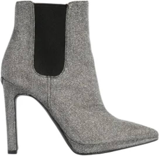 Michael Kors Pre-owned Canvas boots Gray Dames