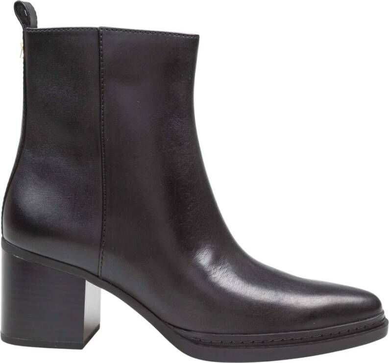 Michael Kors Zwarte enkellaarsjes met blokhak