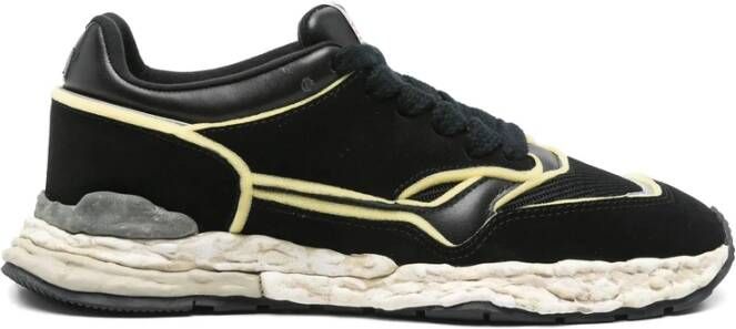 Mihara Yasuhiro Zwarte Logo Patch Sneakers Rubberen Zool
