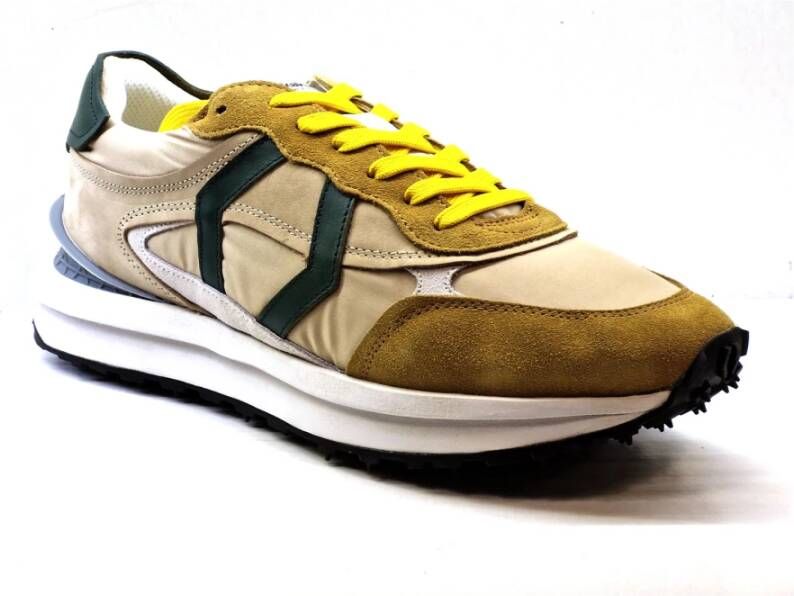 Mikakus Barcelona Citroen-Kameel Logo Groene Sneakers