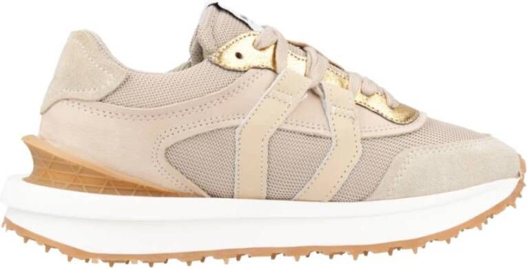 Mikakus Barcelona Sand Gold Sneakers voor modebewuste vrouwen